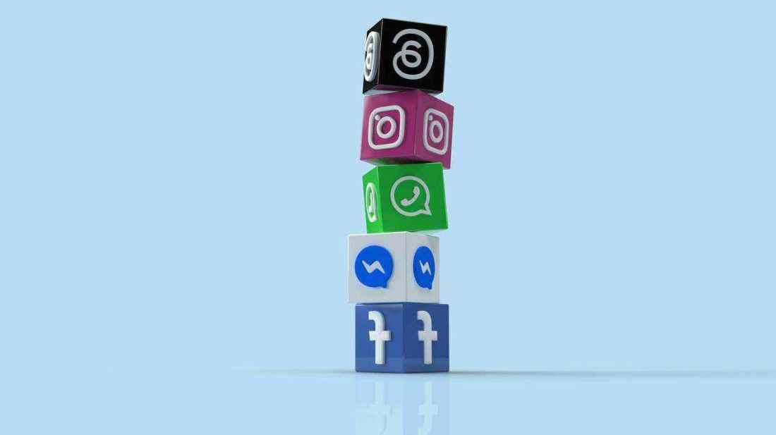 Q4 social ads banner